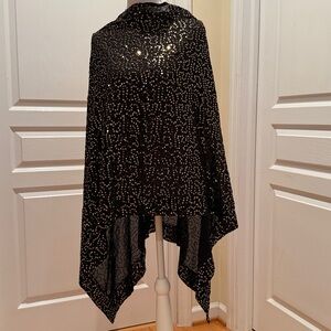 Joan Rivers Black and Gold Sequence Light Poncho , Elegant Statement Piece NWT